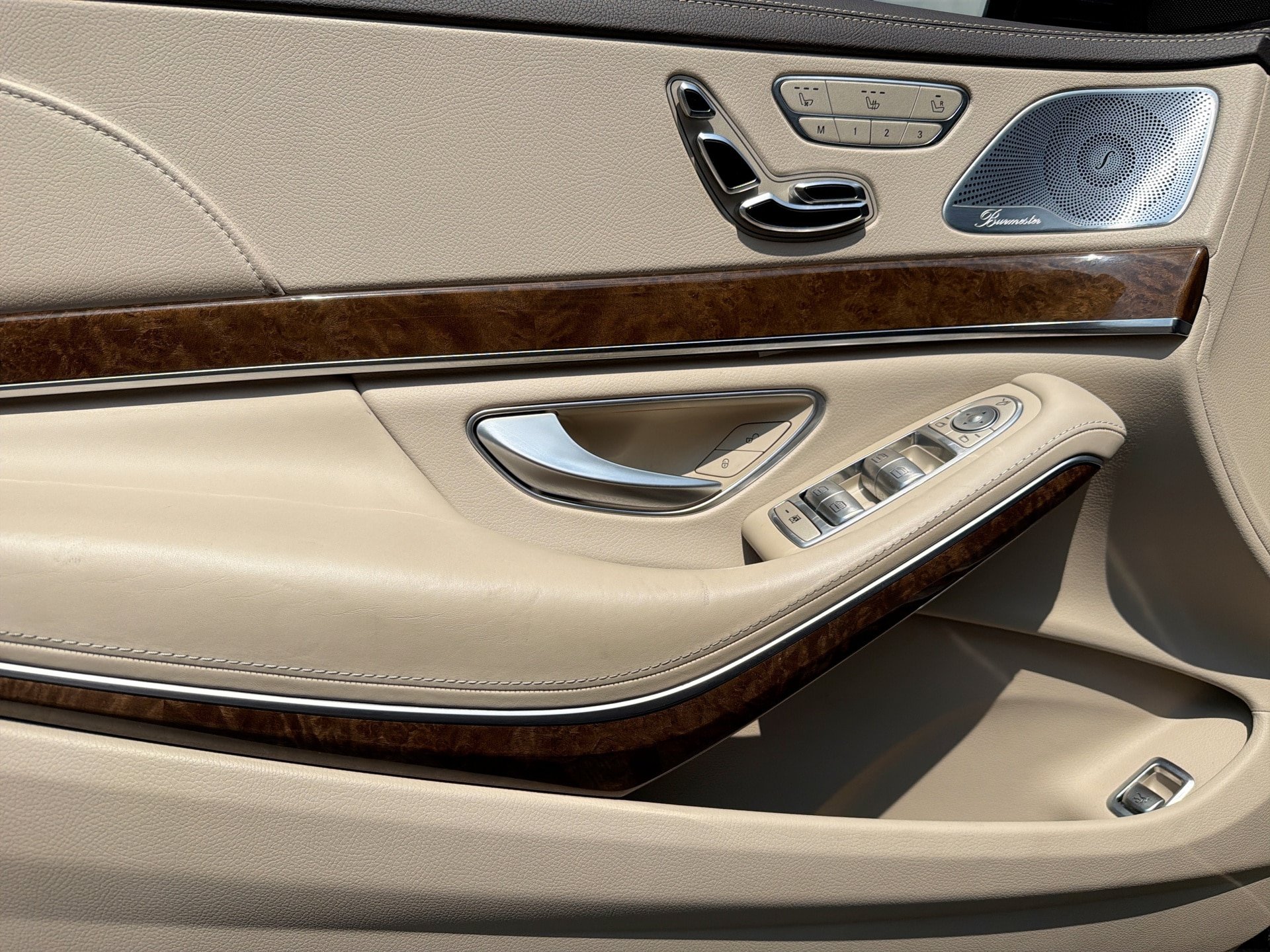 Used 2015 Mercedes-Benz S 550 4MATIC Sedan image 14