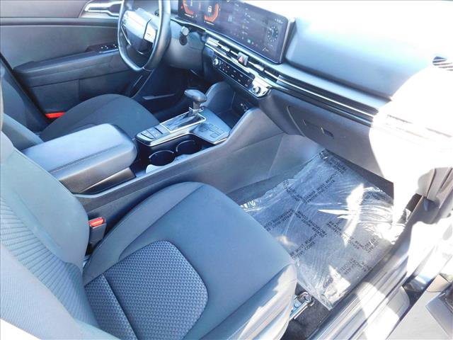 Used 2026 Kia Sportage LX FWD image 28