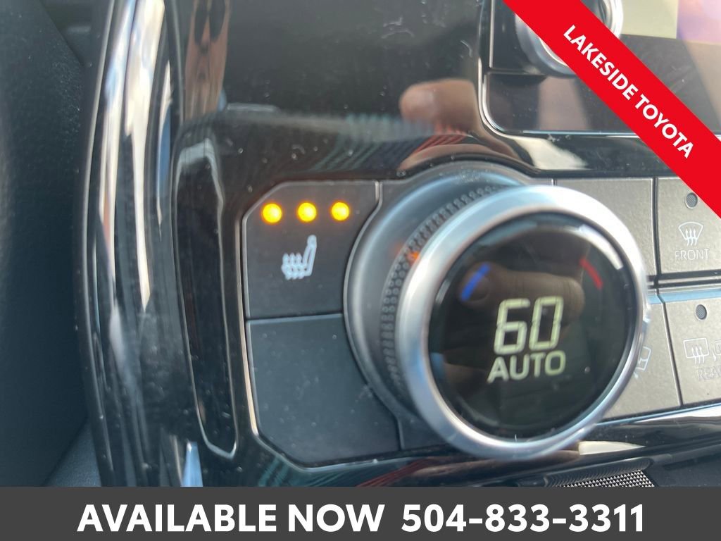 Used 2023 Toyota Highlander XLE image 33