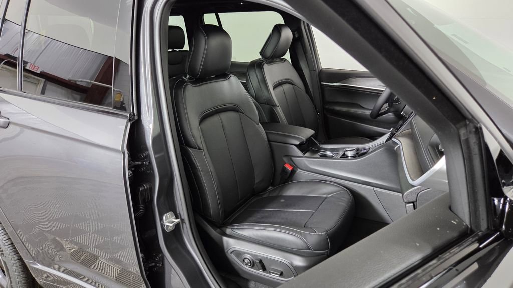 New 2026 Jeep Grand Cherokee Limited image 36