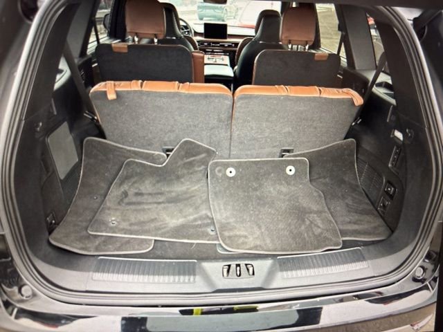 Used 2024 Lincoln Aviator Reserve w/ Equipment Group 201A image 6