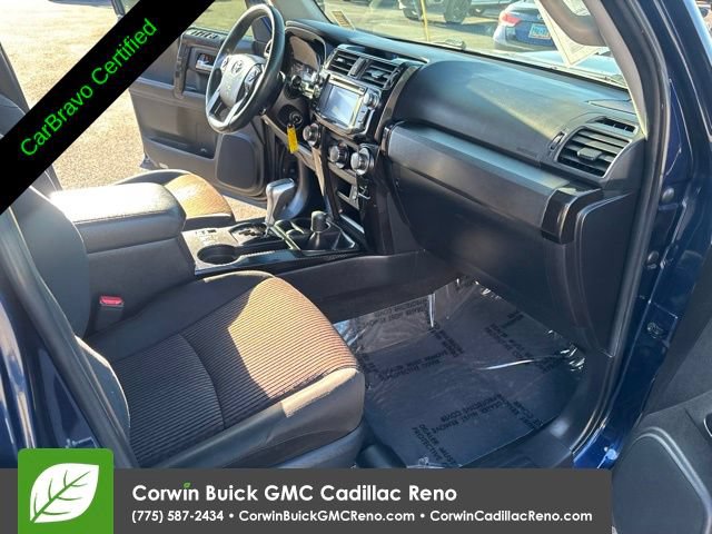 Used 2018 Toyota 4Runner TRD Off-Road AWD/4WD image 33