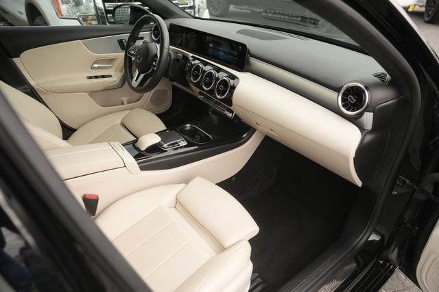 Used 2019 Mercedes-Benz A 220 image 17