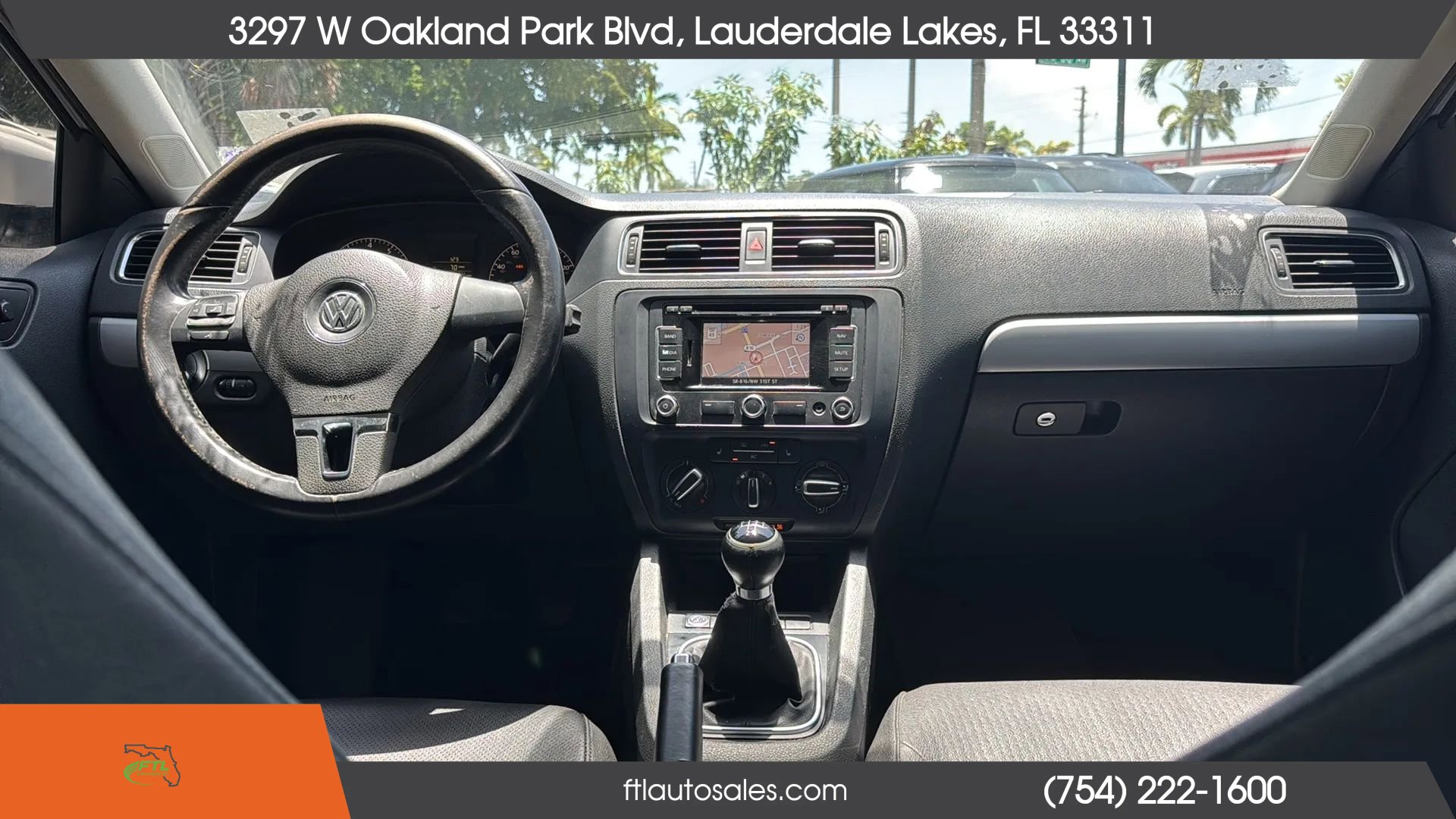 Used 2011 Volkswagen Jetta SEL image 33