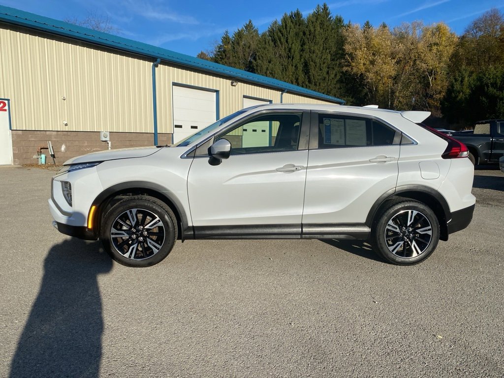 Used 2023 Mitsubishi Eclipse Cross SE image 6