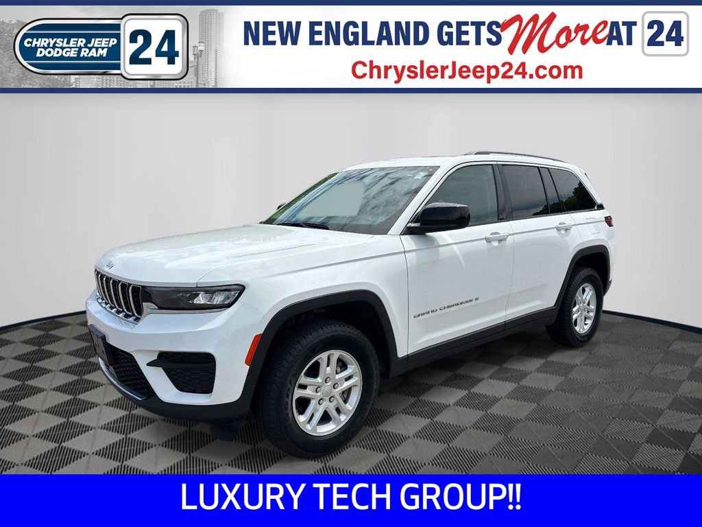 Certified 2023 Jeep Grand Cherokee Laredo w/ Luxury Tech Group I