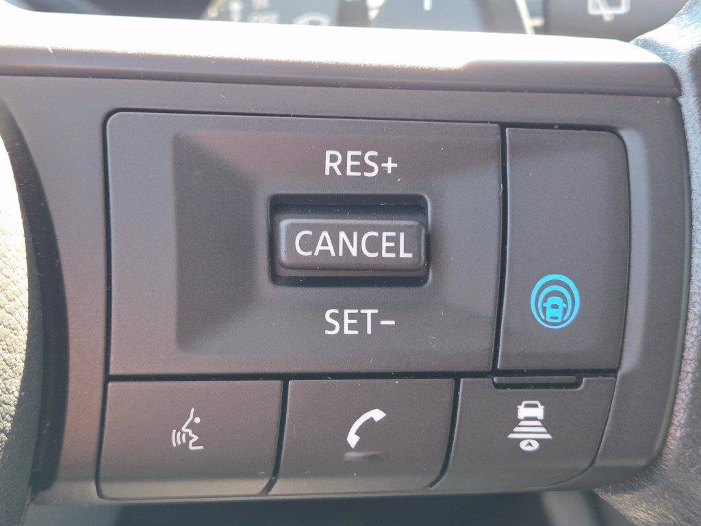 Certified 2024 Nissan Rogue SV AWD/4WD image 10
