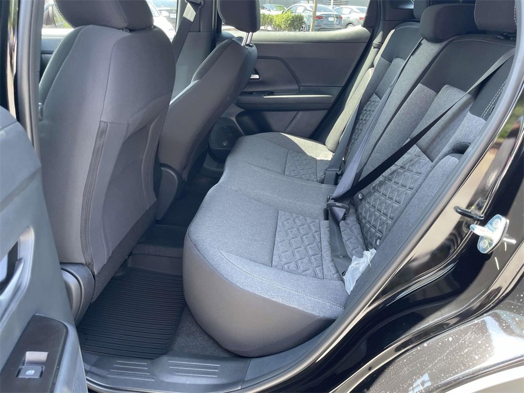 New 2025 Nissan Kicks SV w/ Illumination Package image 9