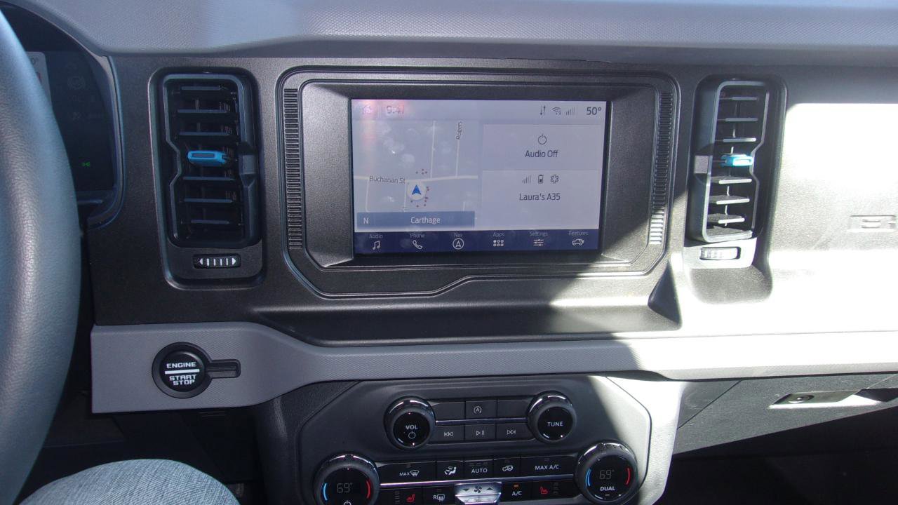 Used 2023 Ford Bronco Black Diamond w/ Sasquatch Package image 10