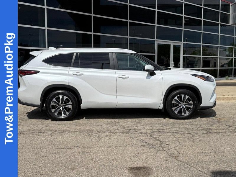 Used 2024 Toyota Highlander XLE AWD/4WD video 2
