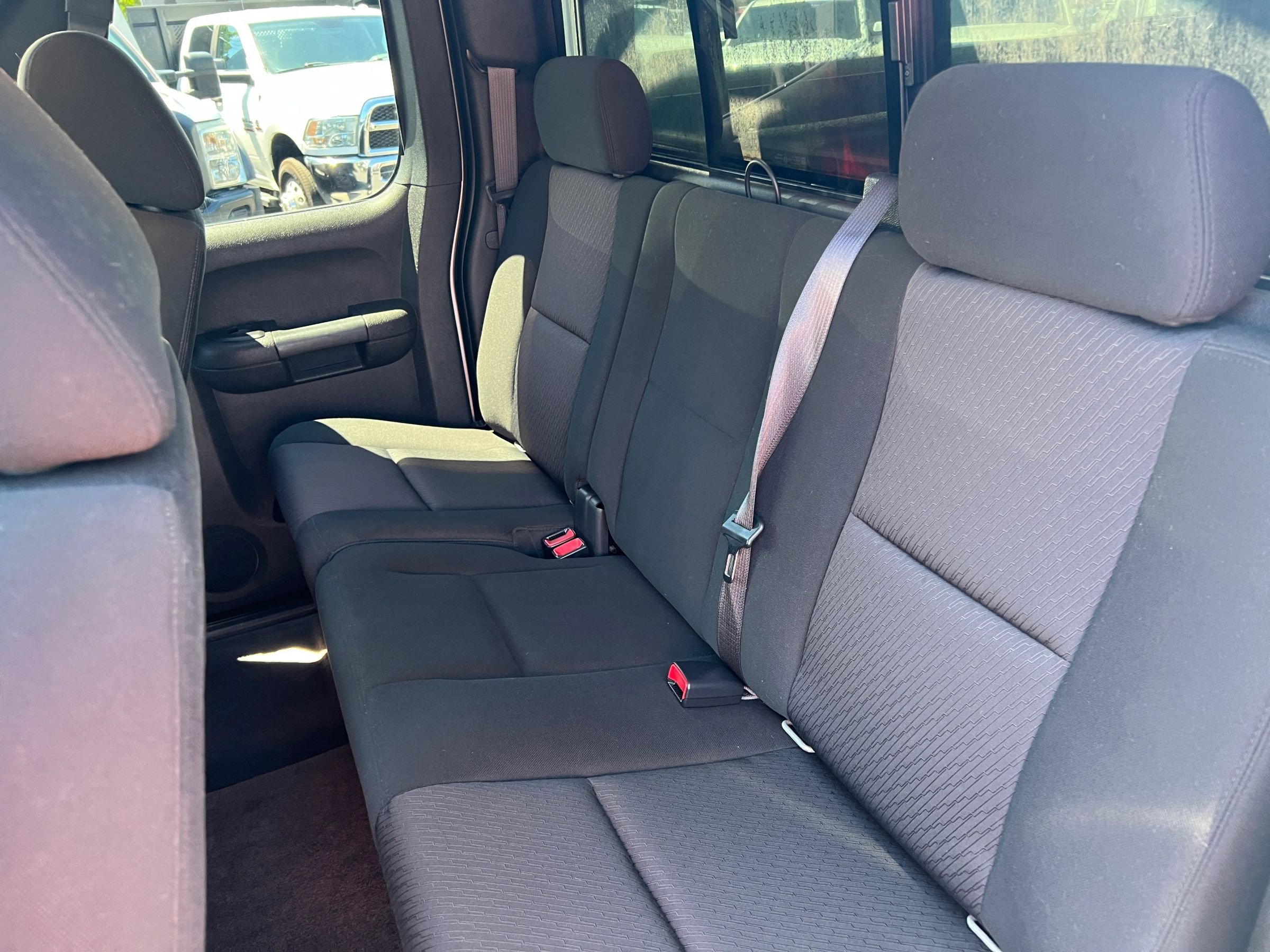 Used 2010 Chevrolet Silverado 2500 LT w/ Interior Plus Package AWD/4WD image 12