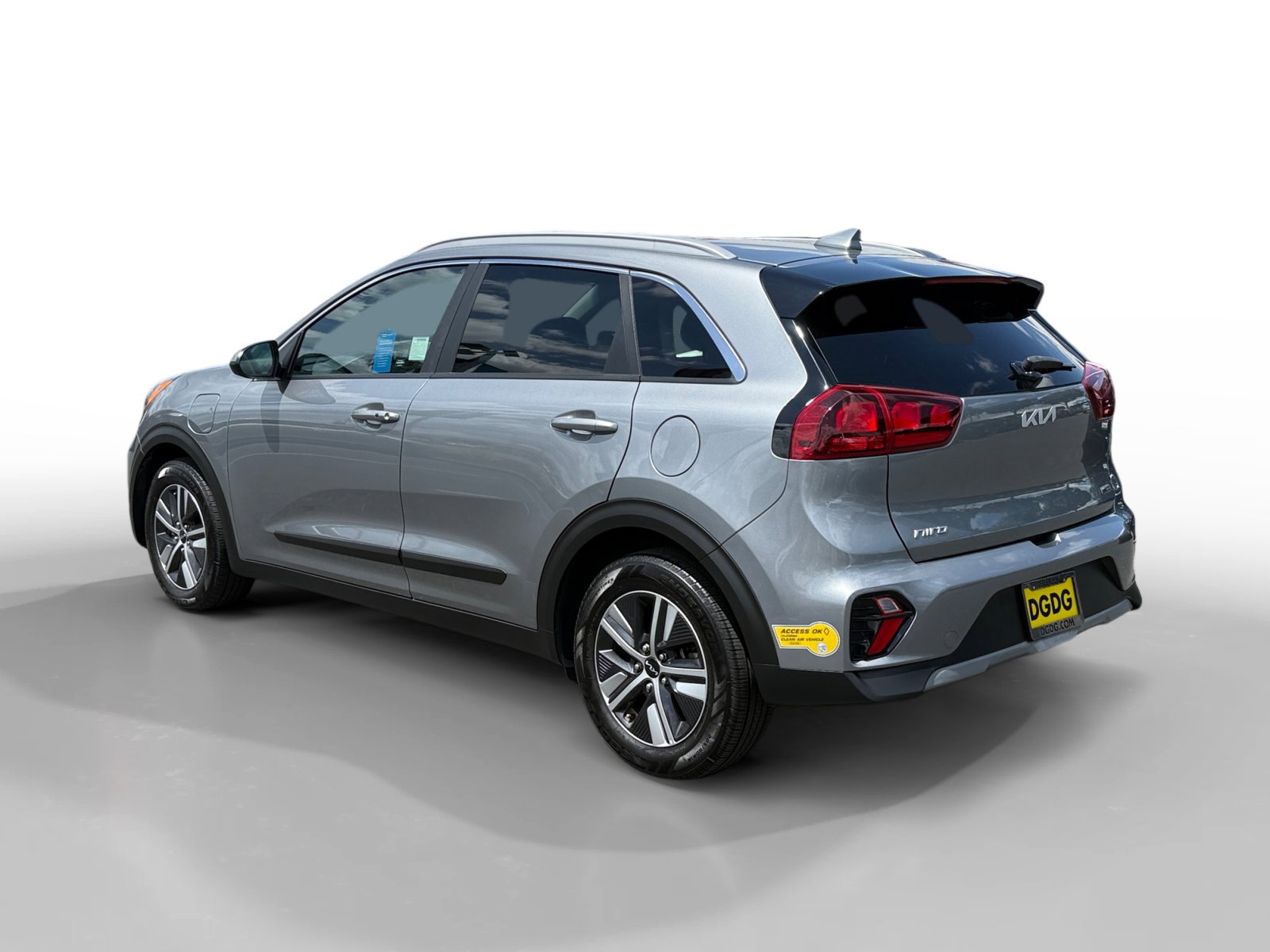 Used 2022 Kia Niro LXS FWD image 3