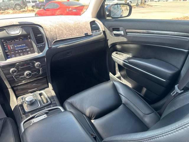 Certified 2021 Chrysler 300 Touring L RWD image 16