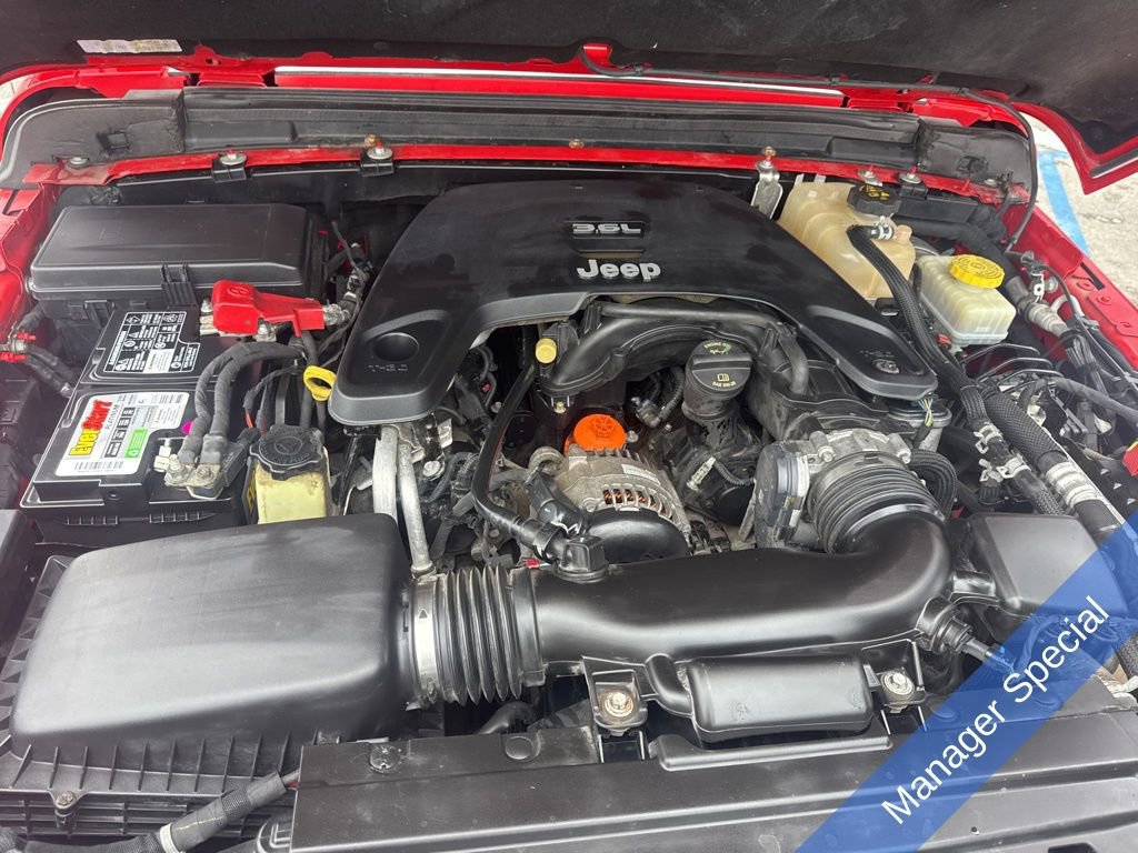 Used 2018 Jeep Wrangler Unlimited Sahara image 13