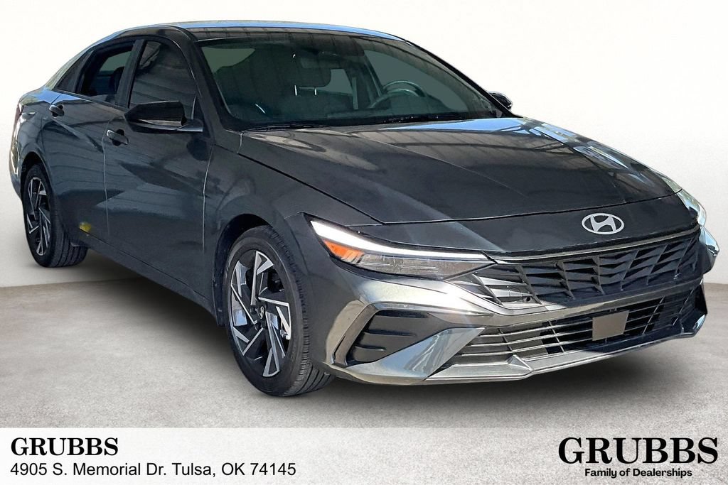 Used 2025 Hyundai Elantra Sport