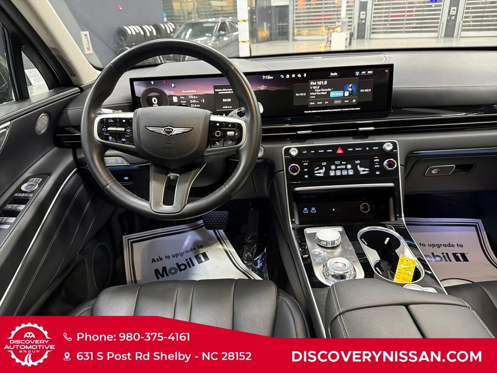 Used 2025 Genesis GV80 2.5T Standard AWD/4WD image 37
