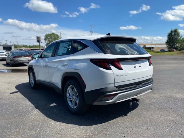 Used 2025 Hyundai Tucson SE image 5