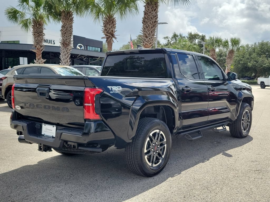 Used 2025 Toyota Tacoma TRD Sport w/ TRD Sport Upgrade Package RWD image 4