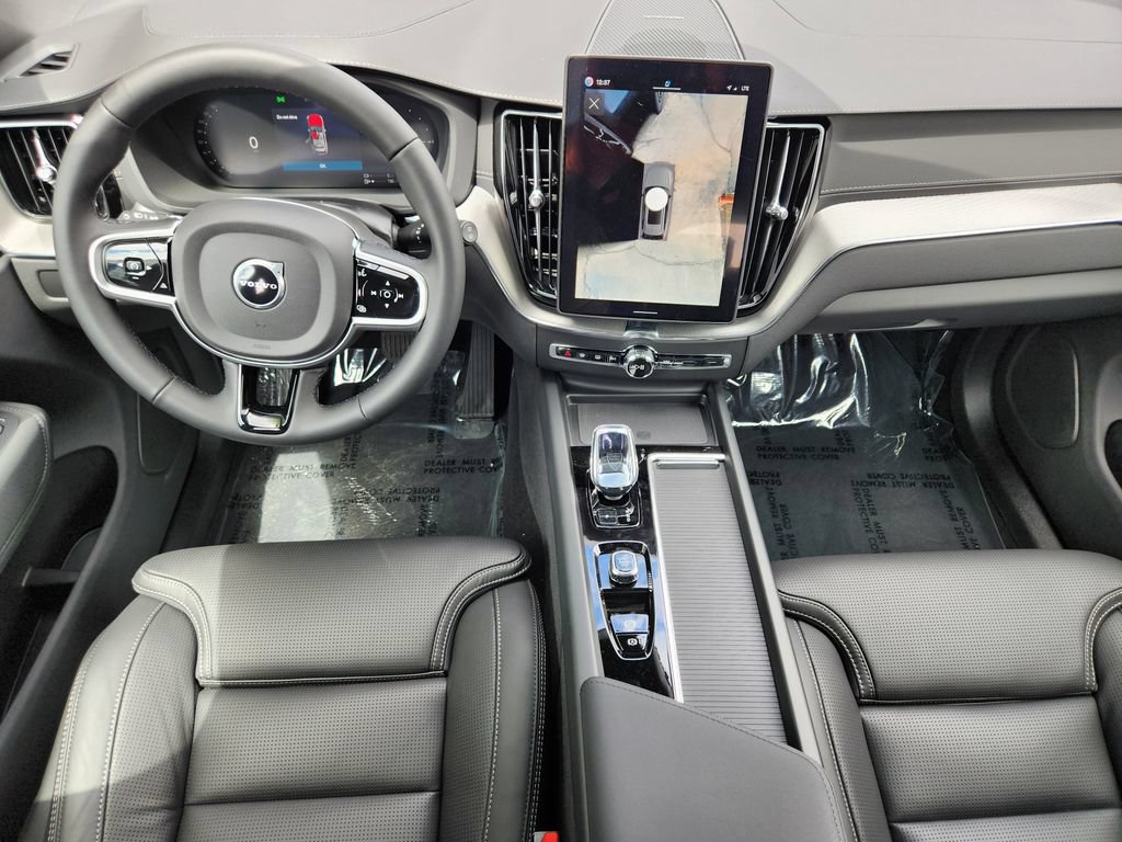New 2026 Volvo XC60 T8 Ultra w/ Protection Package Premier AWD/4WD image 16