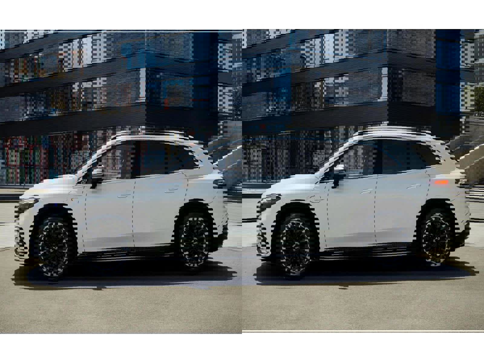 New 2026 Mercedes-Benz EQS 550 4MATIC SUV image 34