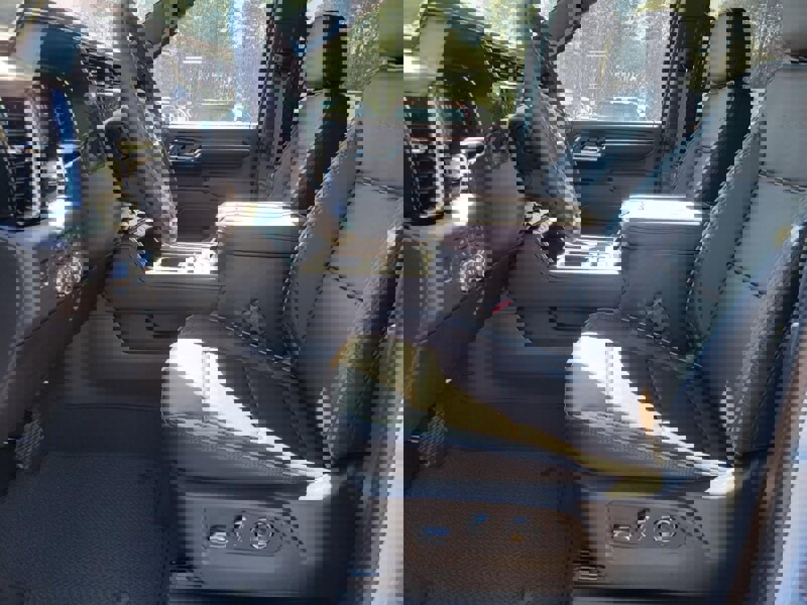 New 2026 GMC Sierra 3500 Denali w/ Denali Reserve Package image 20