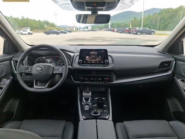 New 2026 Nissan Rogue Dark Armor AWD/4WD image 14