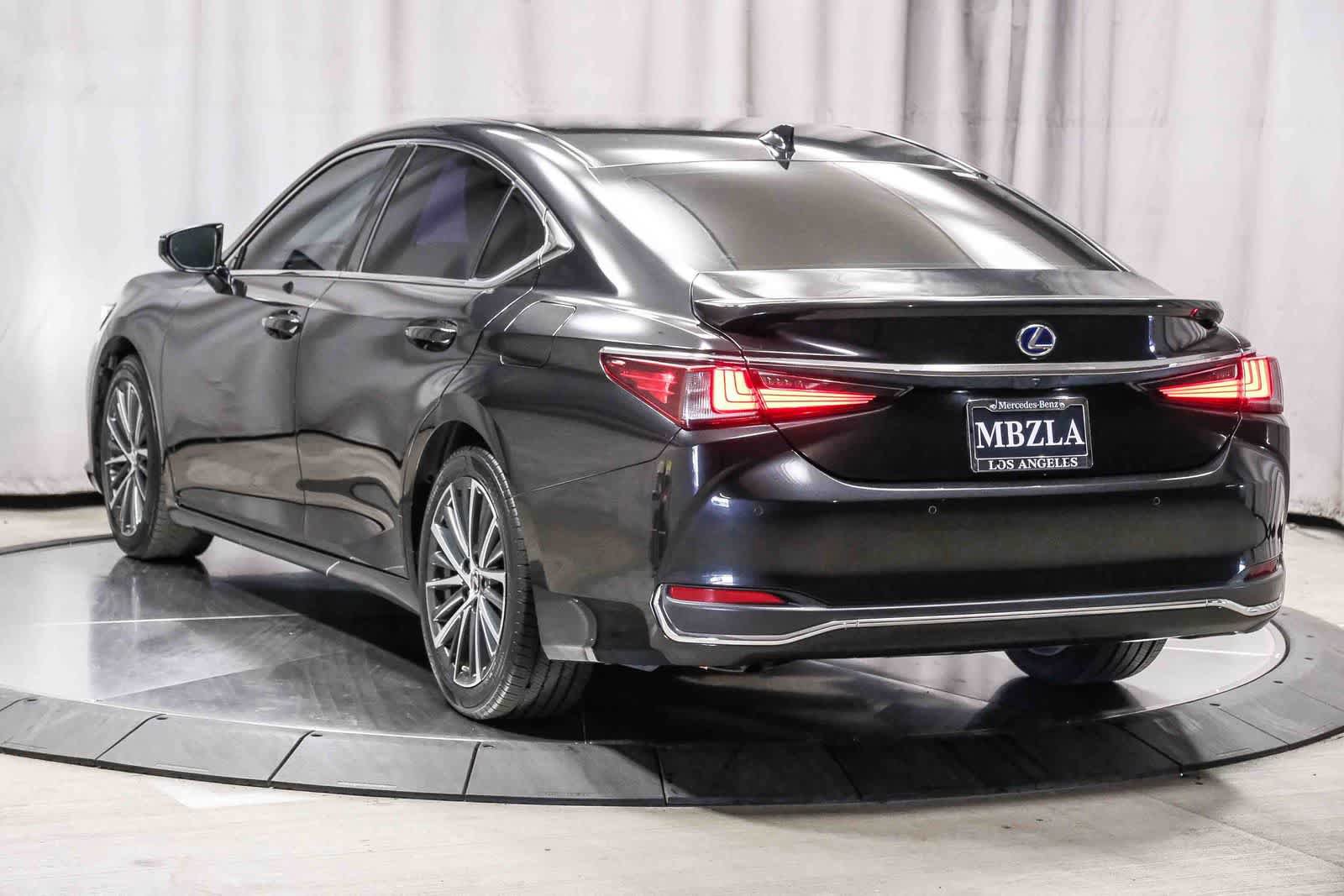Used 2021 Lexus ES 300h w/ Premium Package FWD video 2