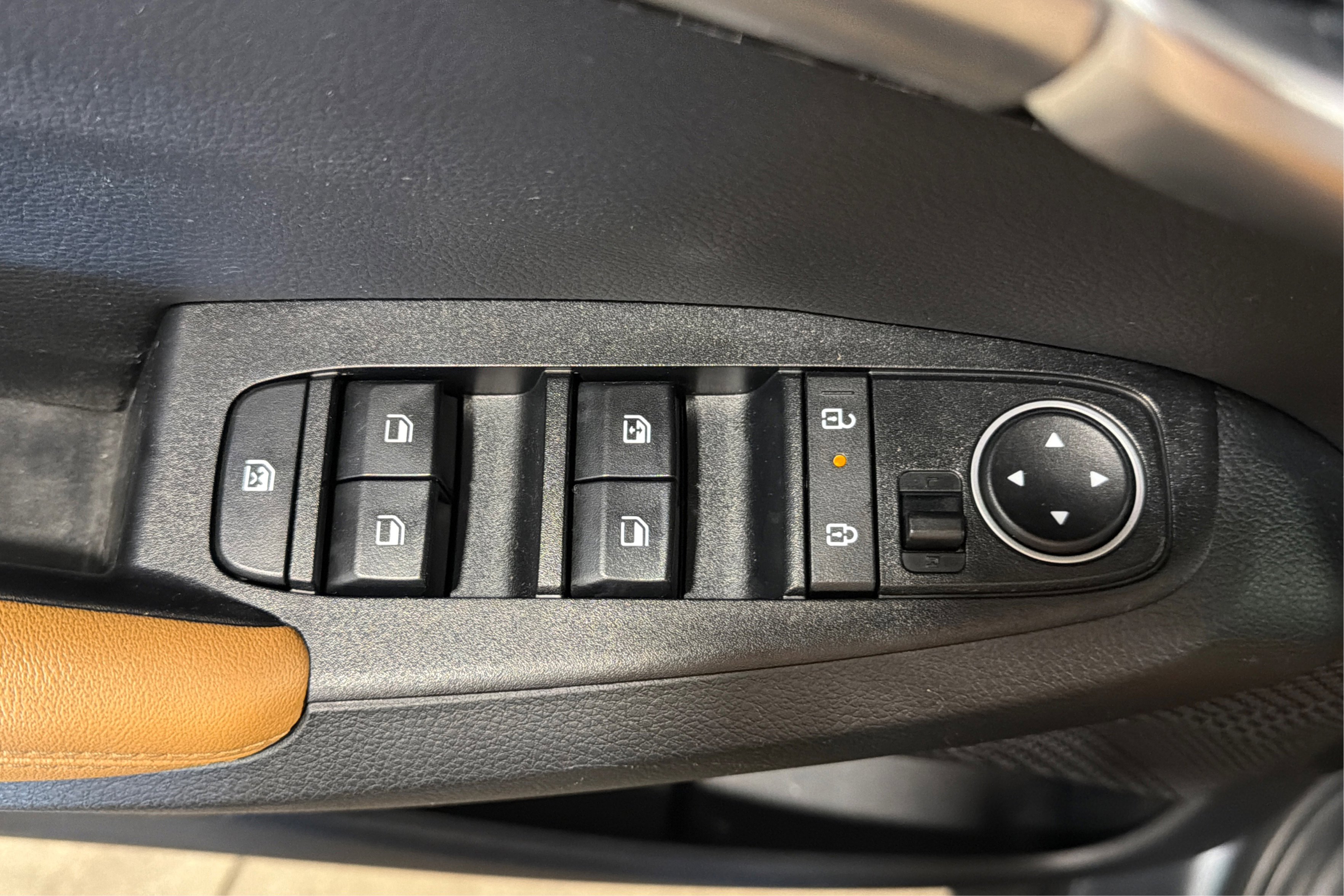 Used 2024 Kia Seltos EX AWD/4WD image 16