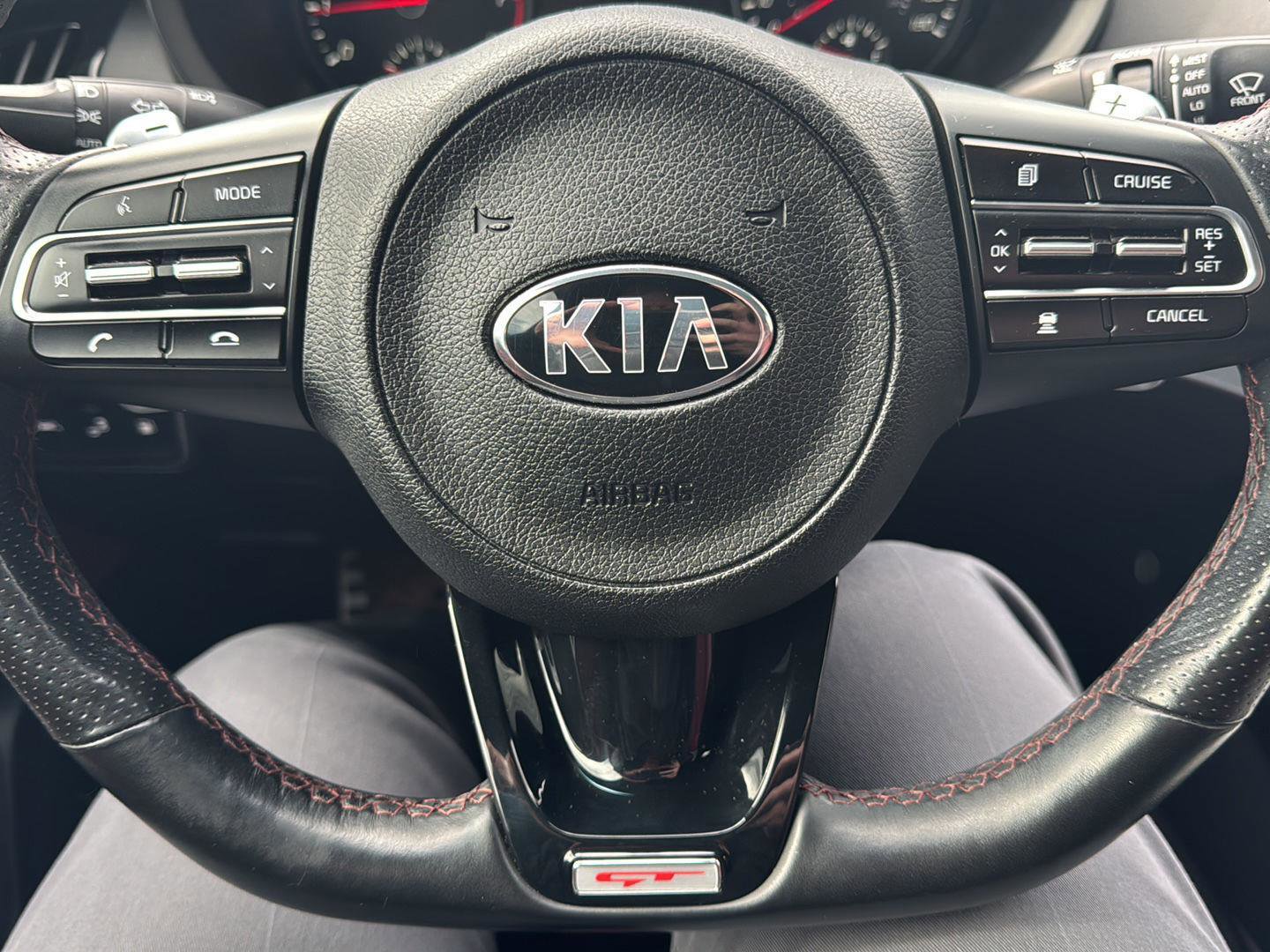 Used 2021 Kia Stinger GT1 image 14