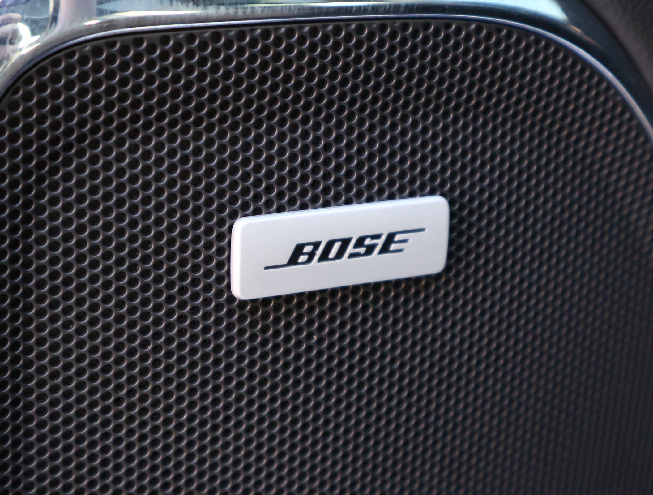 Used 2018 GMC Sierra 1500 SLT w/ SLT Premium Package image 9