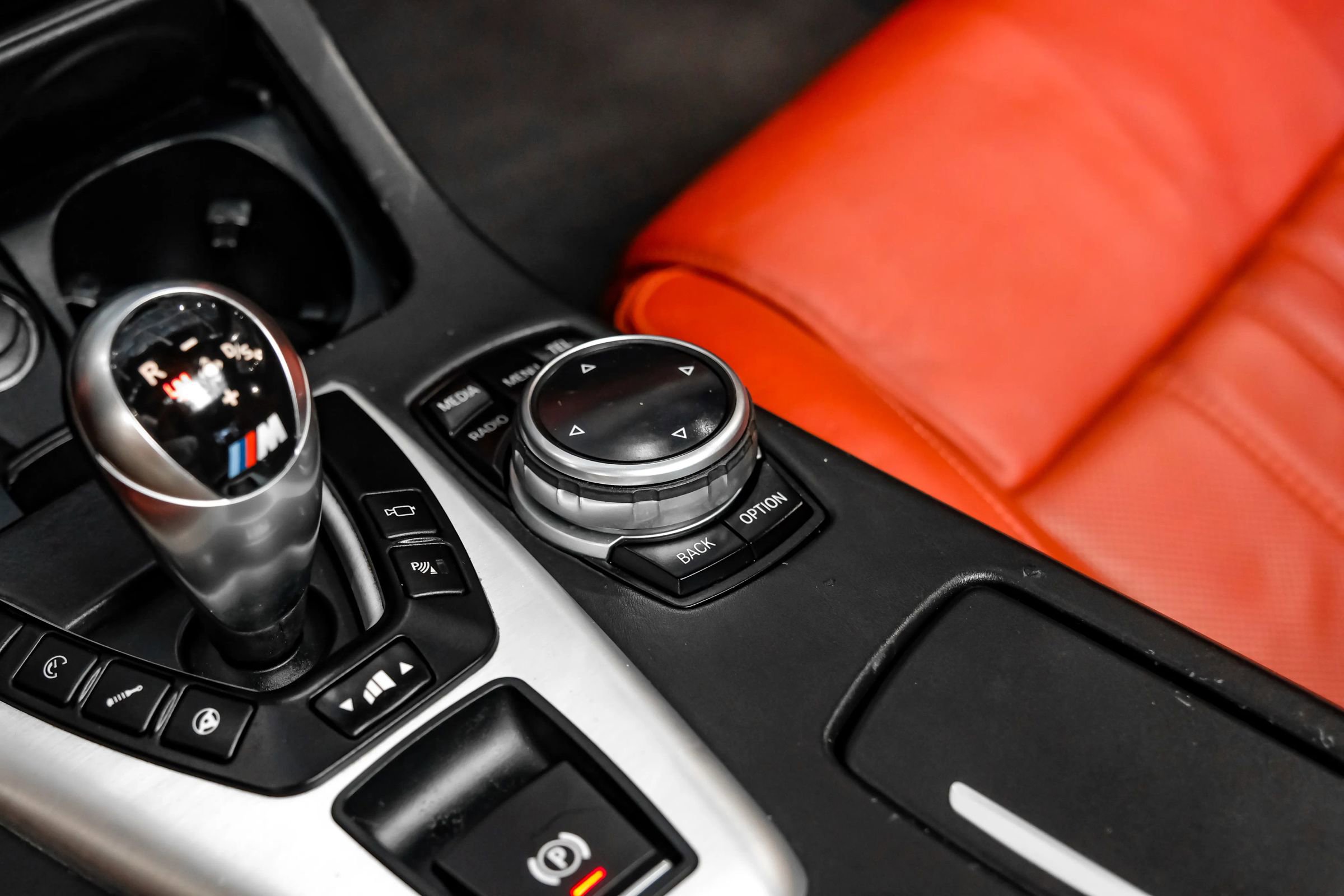 Used 2014 BMW M5 RWD image 26