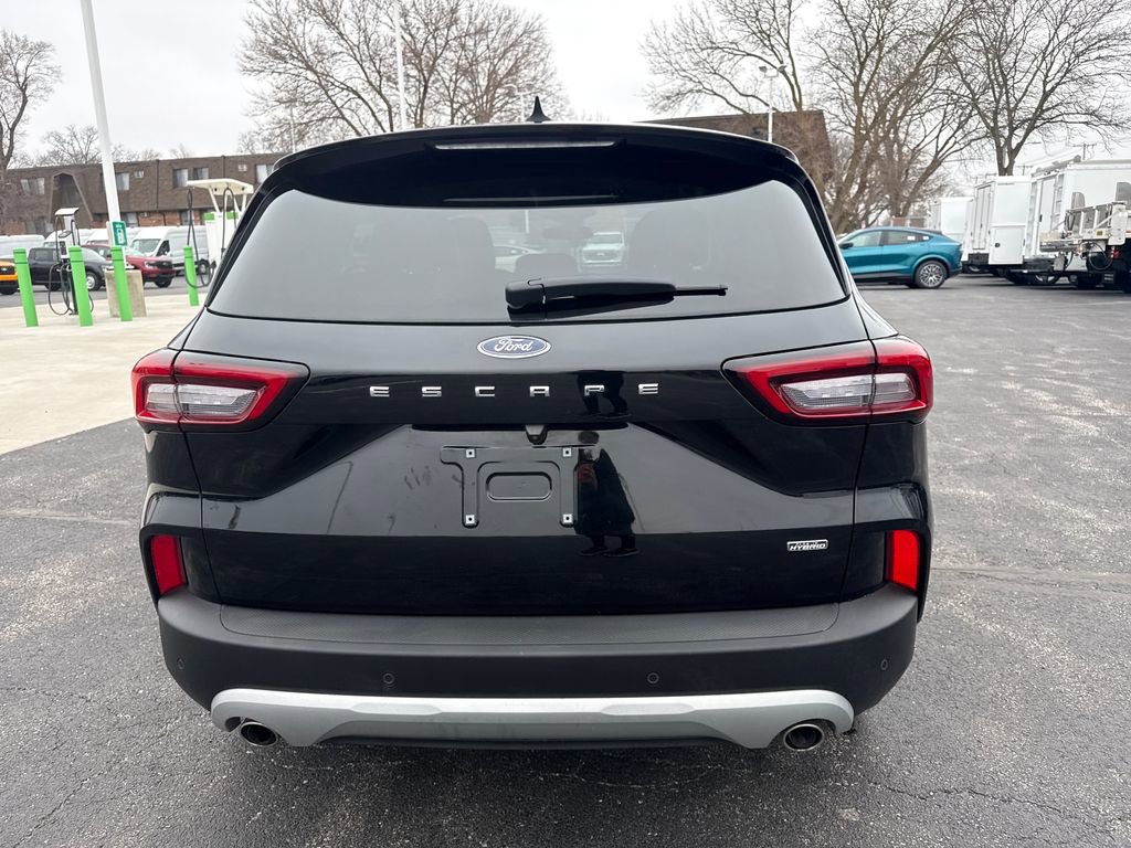 Used 2023 Ford Escape SE image 8