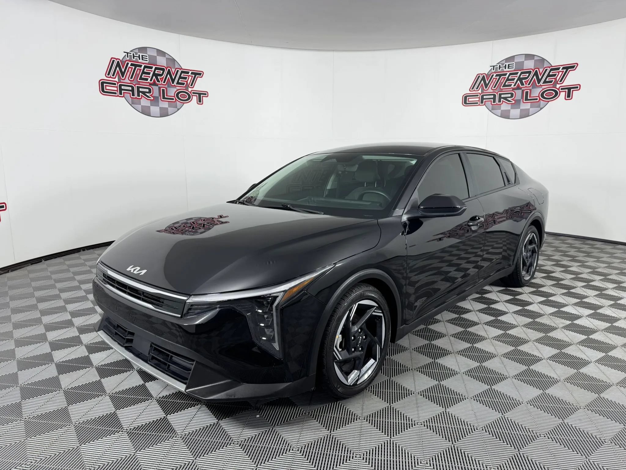 Used 2025 Kia K4 EX FWD image 3