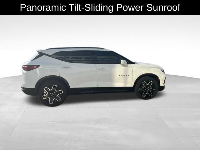 Used 2019 Chevrolet Blazer RS AWD/4WD image 9