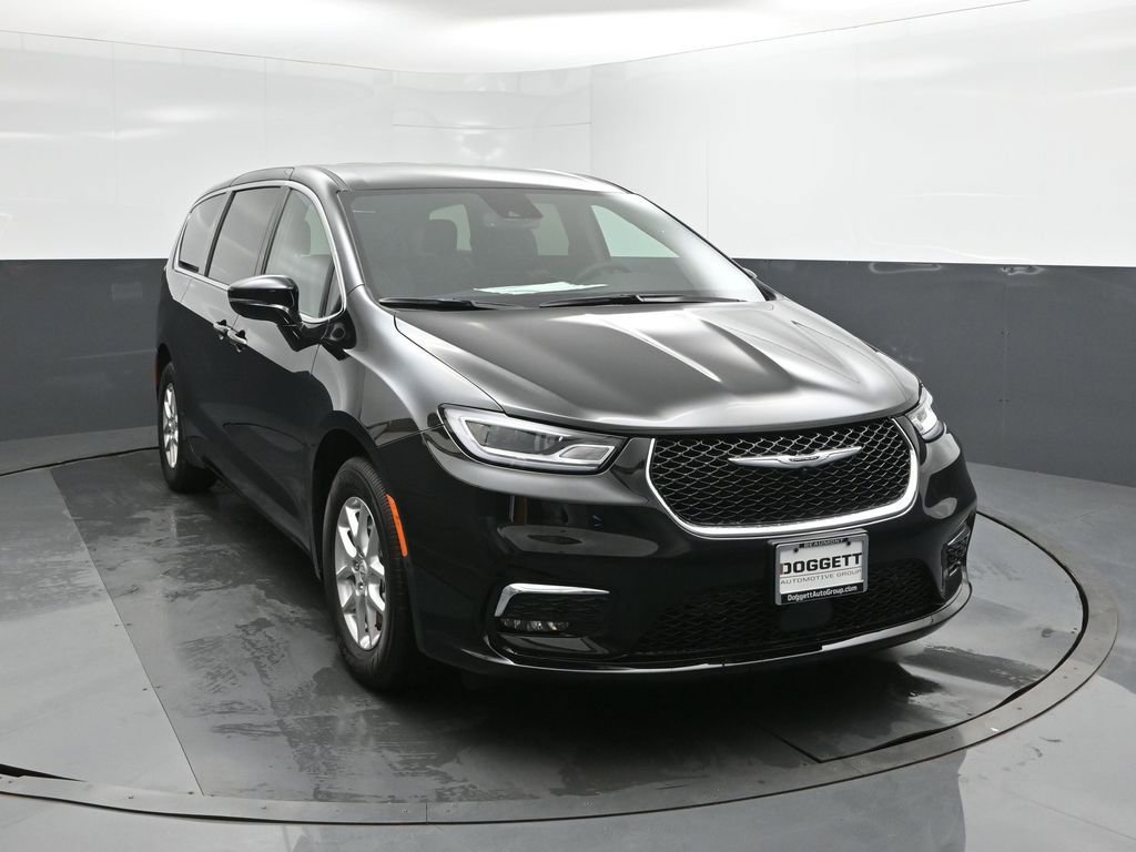 New 2026 Chrysler Pacifica Select image 22
