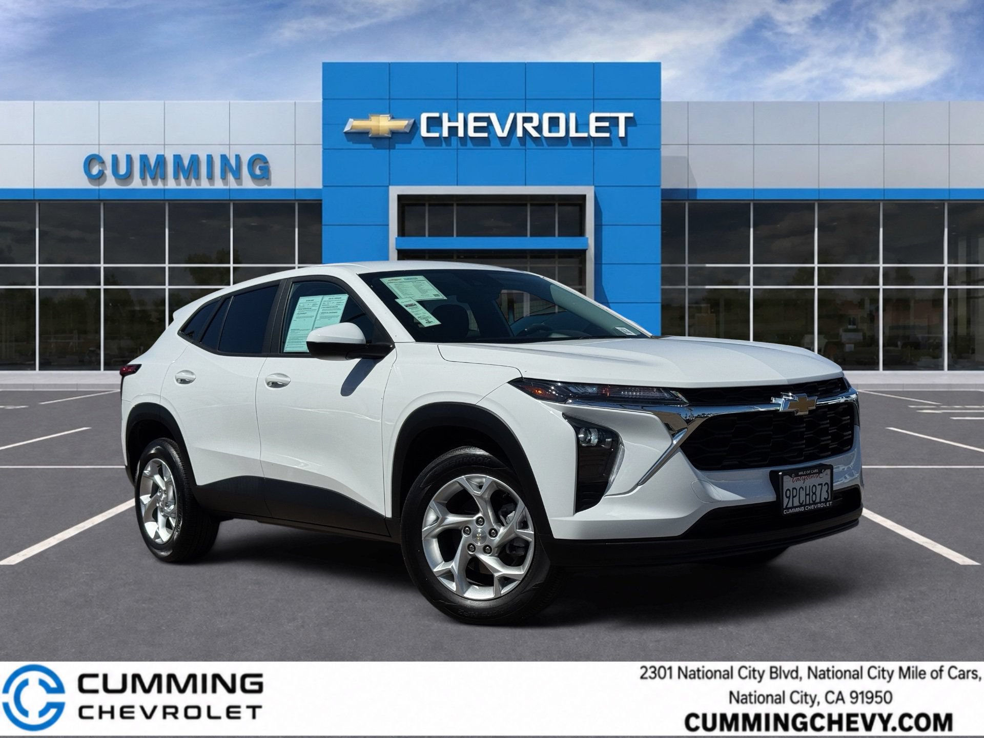 Used 2024 Chevrolet Trax LS w/ LS Convenience Package FWD image 1