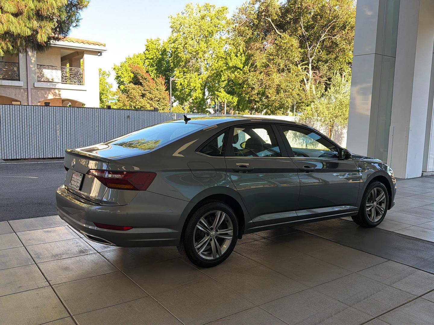 Used 2019 Volkswagen Jetta R-Line FWD image 5