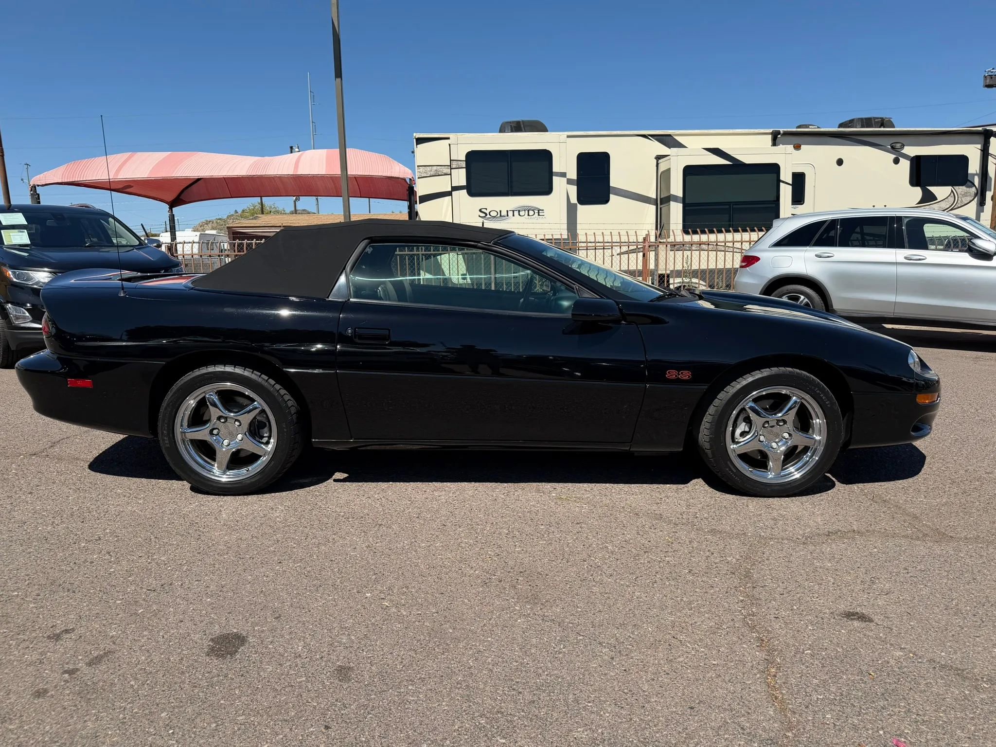 Used 2000 Chevrolet Camaro Z28 w/ SS Performance/Appearance Pkg RWD image 15