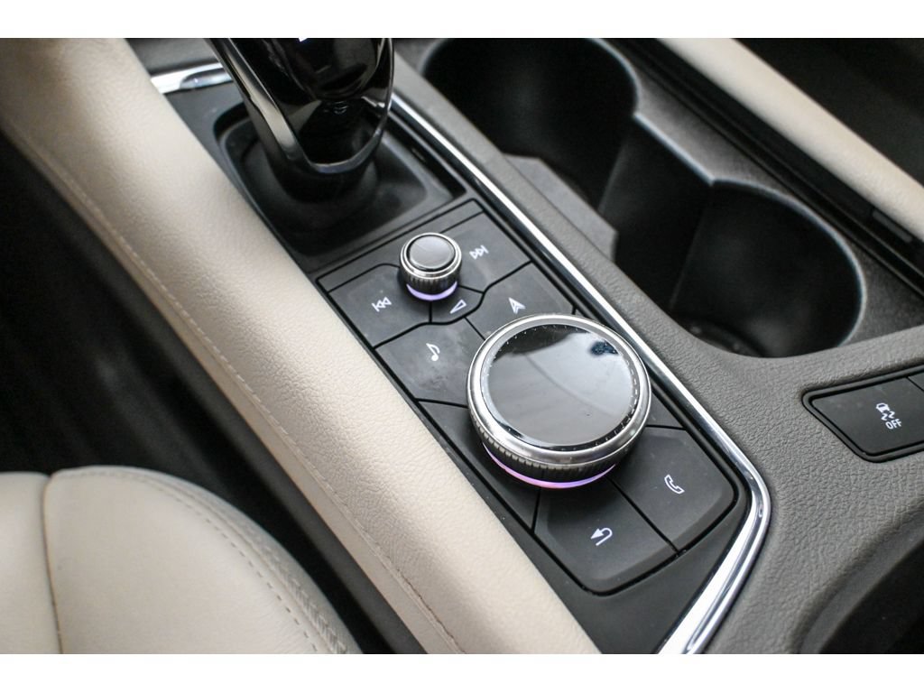 Certified 2022 Cadillac XT5 Premium Luxury FWD image 46