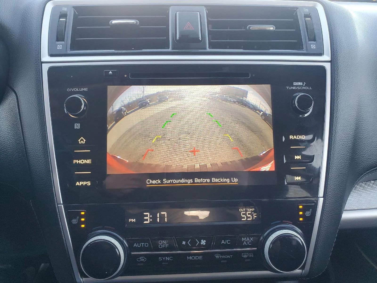 Used 2019 Subaru Outback 2.5i Premium image 15