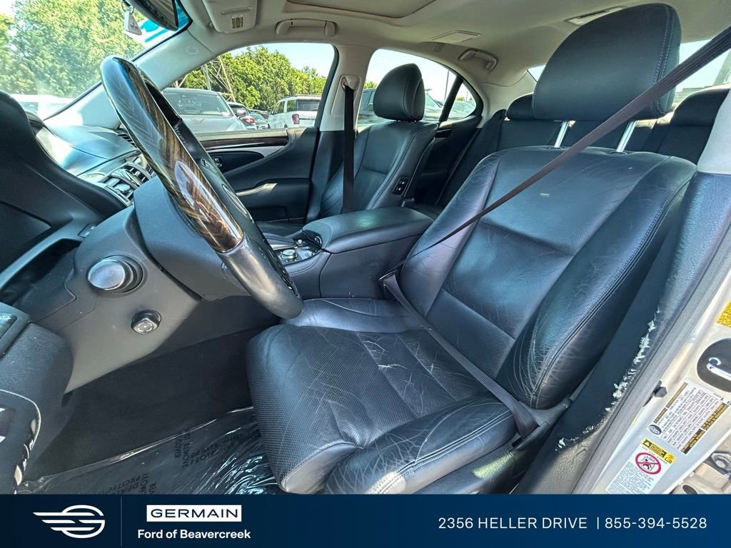 Used 2014 Lexus LS 460 w/ Comfort Package RWD image 15