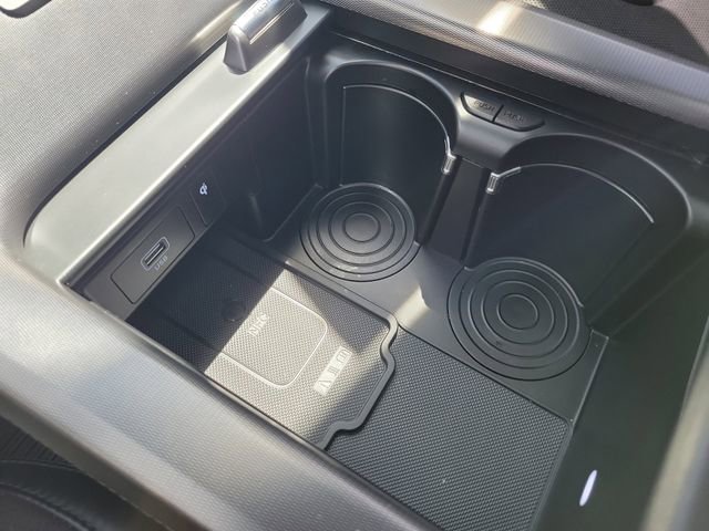 Used 2024 Hyundai Palisade Calligraphy image 17