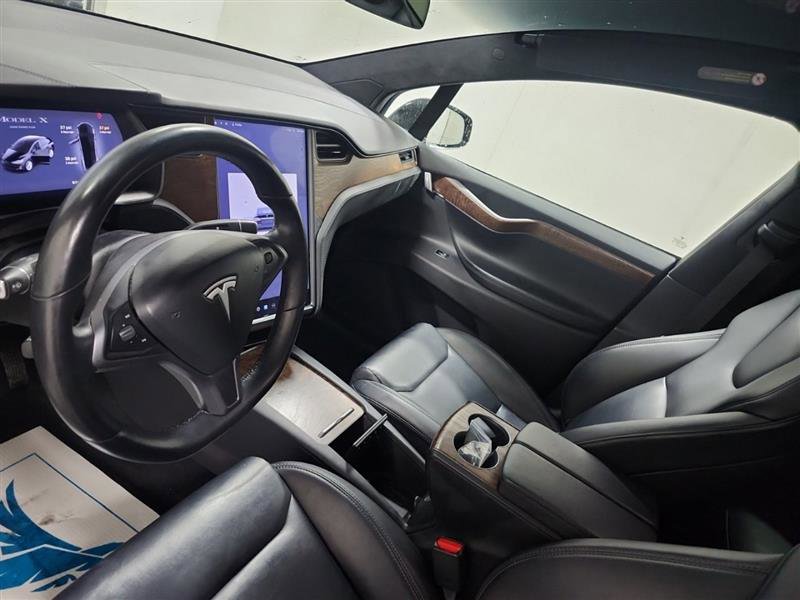 Used 2020 Tesla Model X Long Range image 7