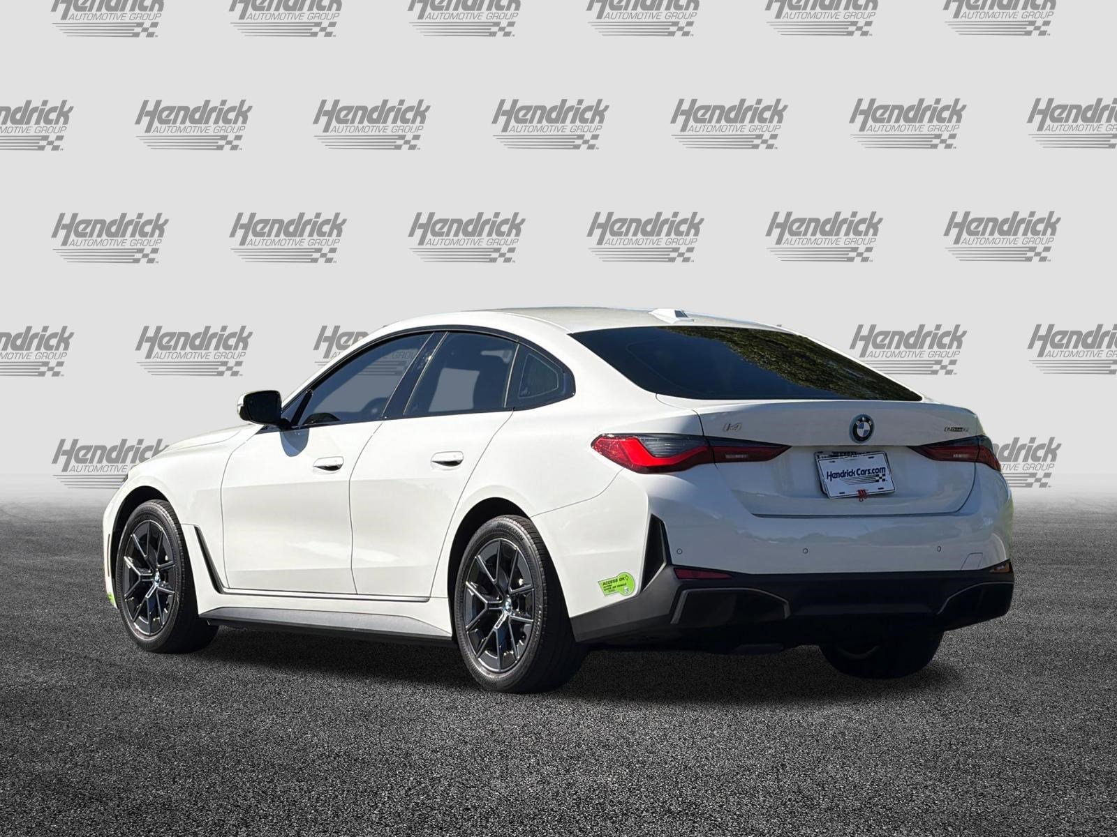 Used 2023 BMW i4 eDrive35 w/ Premium Package image 7