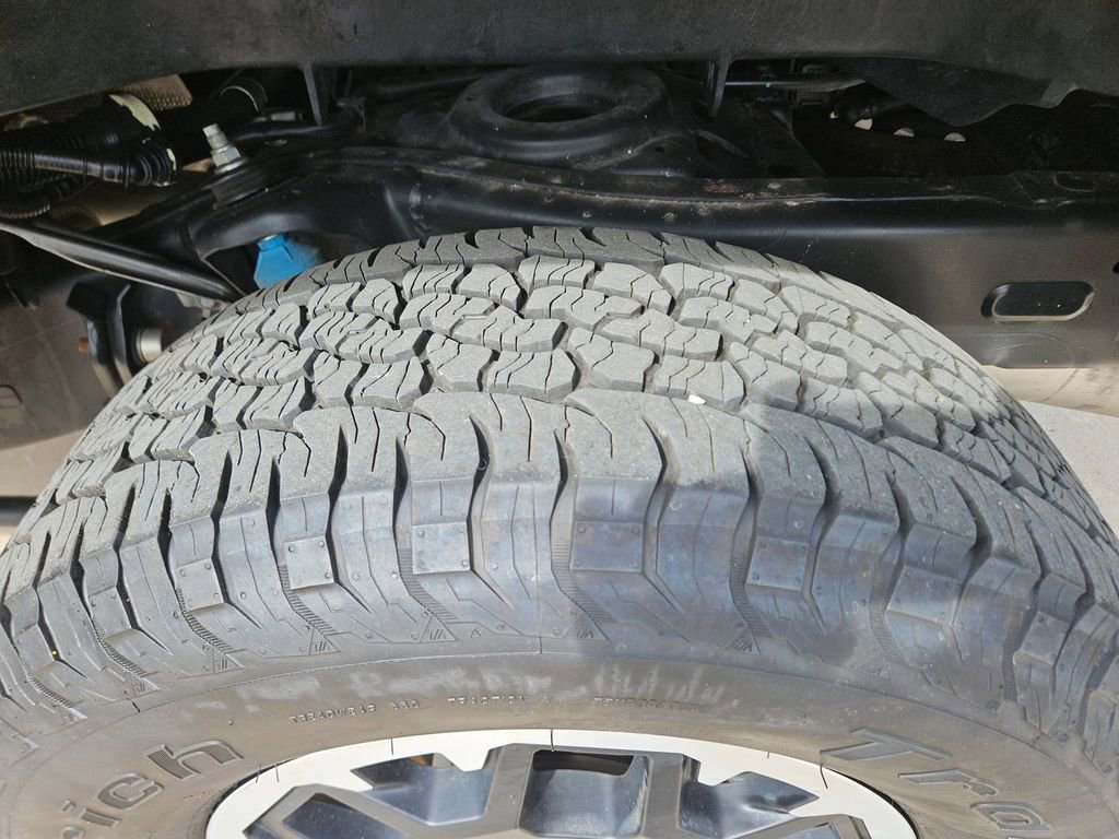 Used 2025 Toyota Tacoma TRD Off-Road image 26