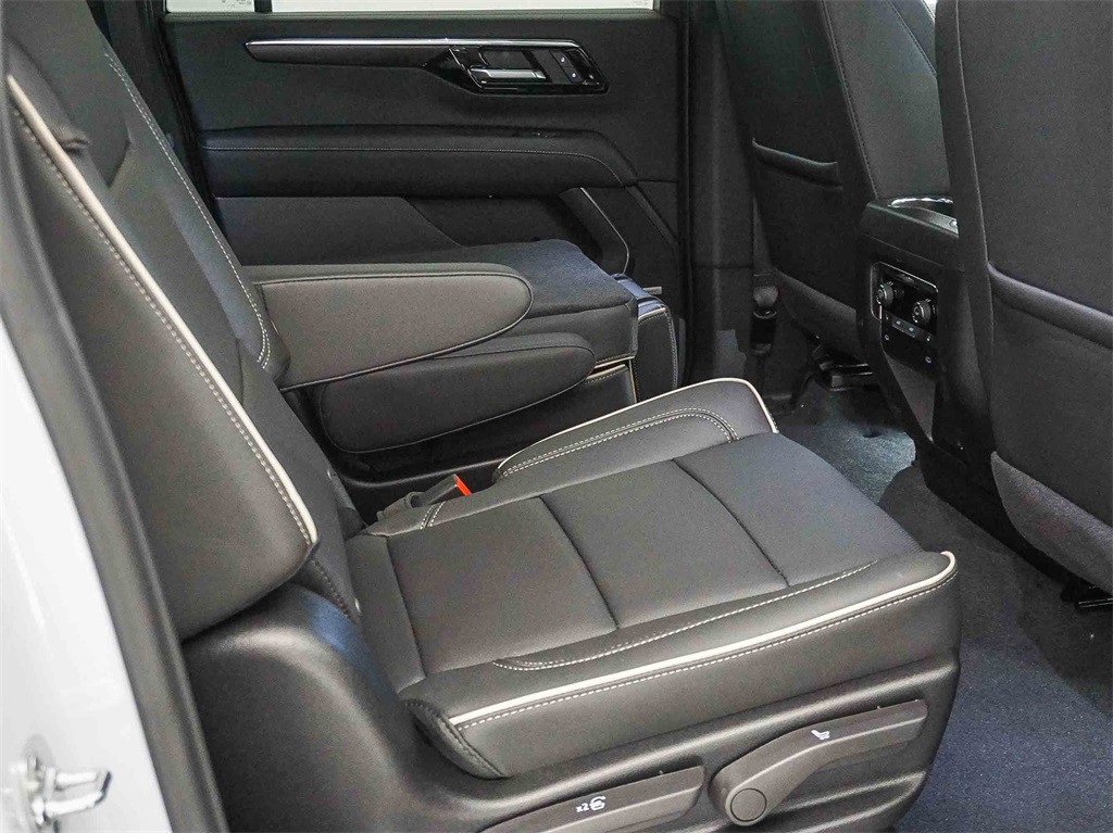 New 2026 Chevrolet Suburban Premier w/ Sun And Tow Package image 13