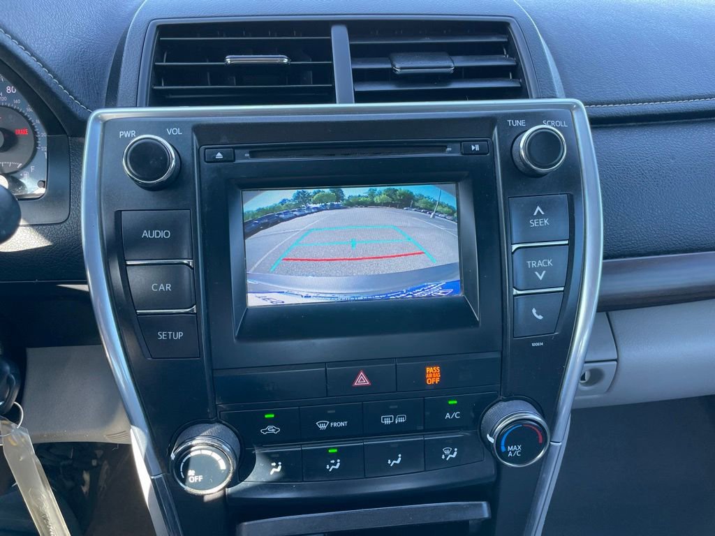 Used 2016 Toyota Camry LE image 17