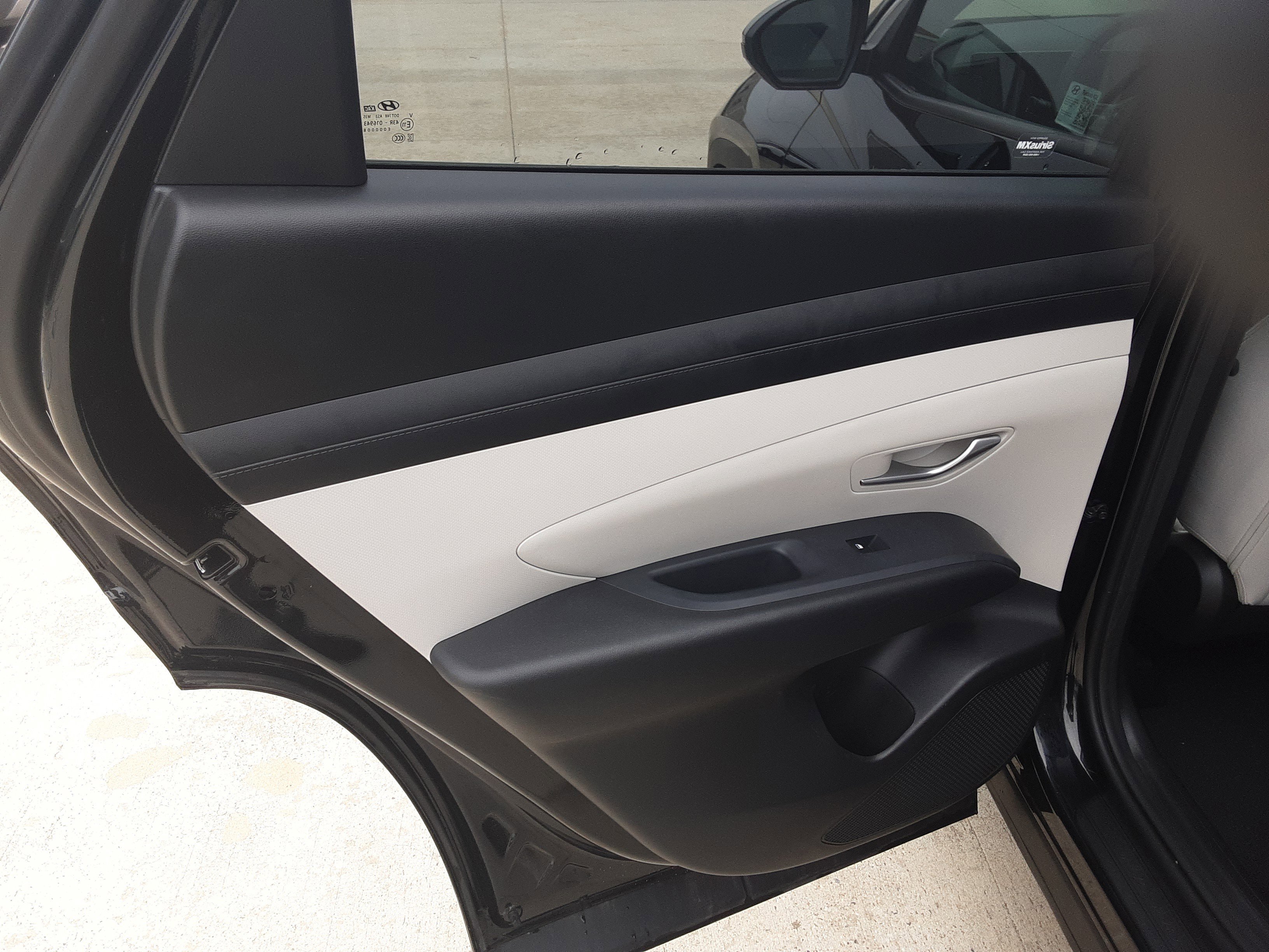 Used 2025 Hyundai Tucson SEL FWD image 11
