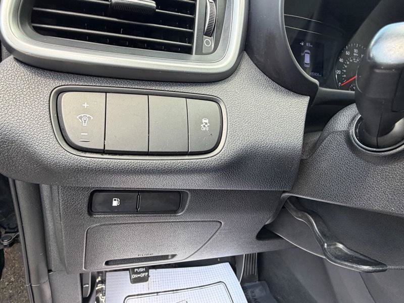 Used 2020 Kia Sorento FWD V6 image 21