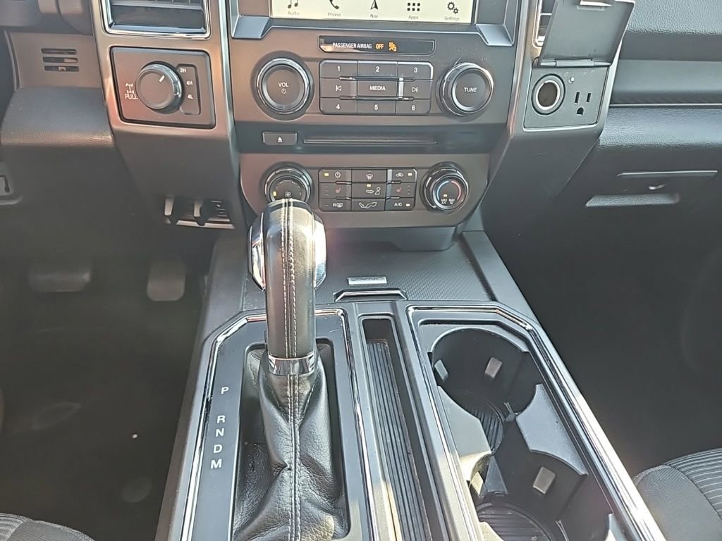 Used 2017 Ford F150 XLT w/ Equipment Group 302A Luxury image 21